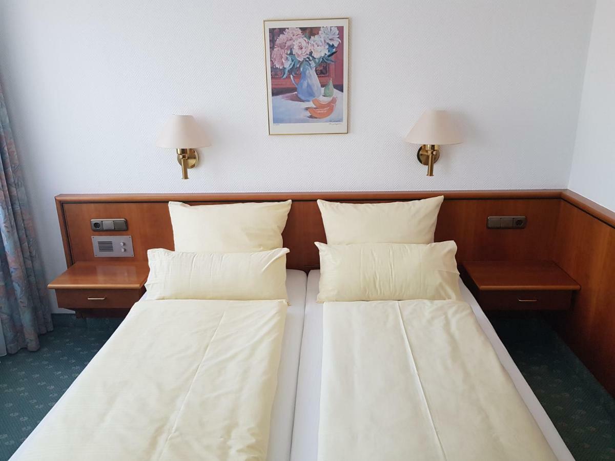 Hotel Gallmersgarten Ngoại thất bức ảnh