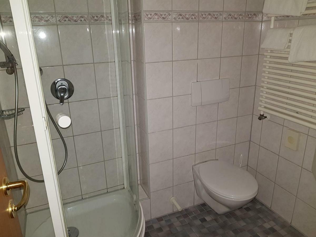 Hotel Gallmersgarten Ngoại thất bức ảnh