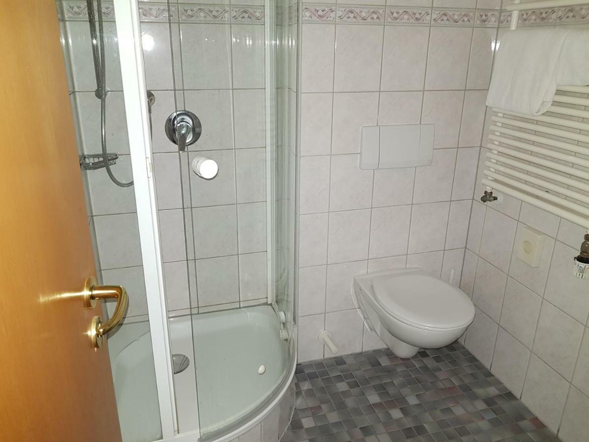 Hotel Gallmersgarten Ngoại thất bức ảnh